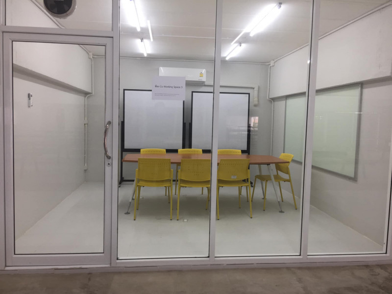 Co-Working Room 3
